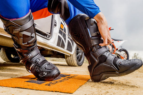 Leatt 5.5 Flexlock Boots - AVAILABLE NOW!